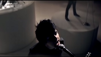 歌詞和訳 Wake Me Up When September Ends Green Day 曲の解説と意味も Lyriclist りりっくりすと