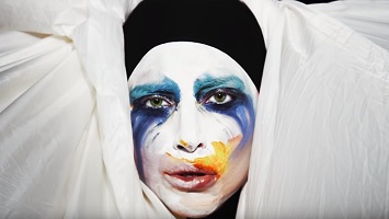 歌詞和訳 Poker Face Lady Gaga 曲の解説と意味も Lyriclist りりっくりすと